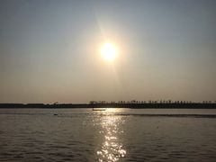 -洞里萨湖