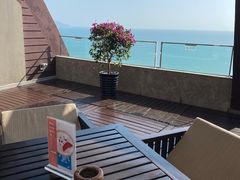 -三亚湾海居铂尔曼度假酒店