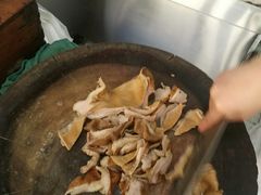 -谢记素红大肠店(新民路店)