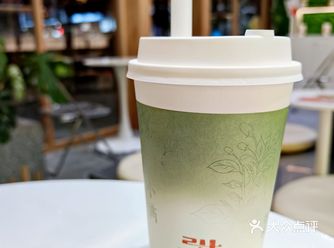 国风潮 + 养生奶茶 童涵春堂也出奶茶啦!