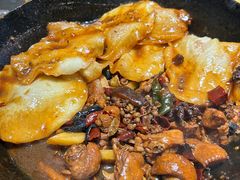 -百味地锅鸡(铜山路店)