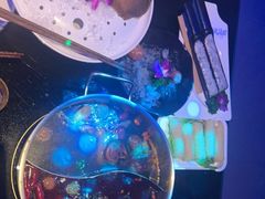 -唯爱KTV聚会餐厅(仙林东城汇店)