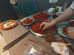 -金滏山·烤肉海鲜火锅自助(襄阳万达店)