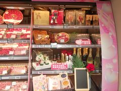 -七鲜超市(瑞虹天地太阳宫店)