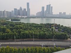 -天鹅湖大酒店