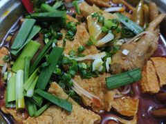 -铁锅哥米线