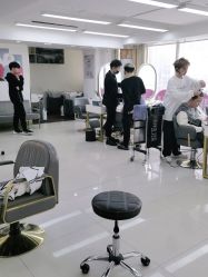 -IU潮牌·SALON