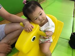 -爱威盛亲子俱乐部·纽约国际早托中心