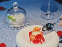 -弦月窗LUNETTE BY AMANDA(复兴路店)