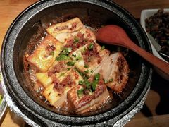 石锅海鲜豆腐-坛宗剁椒鱼头(河西王府井店)