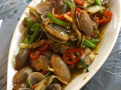 -覃记海鲜美食餐厅