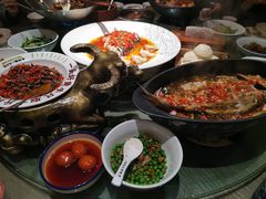 -老湖南民间菜·牛肉十八炒(花都店)