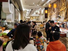 等位区-芭菲盛宴·环球美食(袁家岗店)