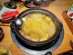 -一朵菌·野生菌探索家火锅(南亚店)