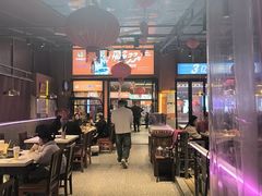 -钢管厂五区小郡肝串串香(蜀都万达店)