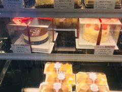 核桃白脱蛋糕-红宝石·鲜奶小方(长阳店)