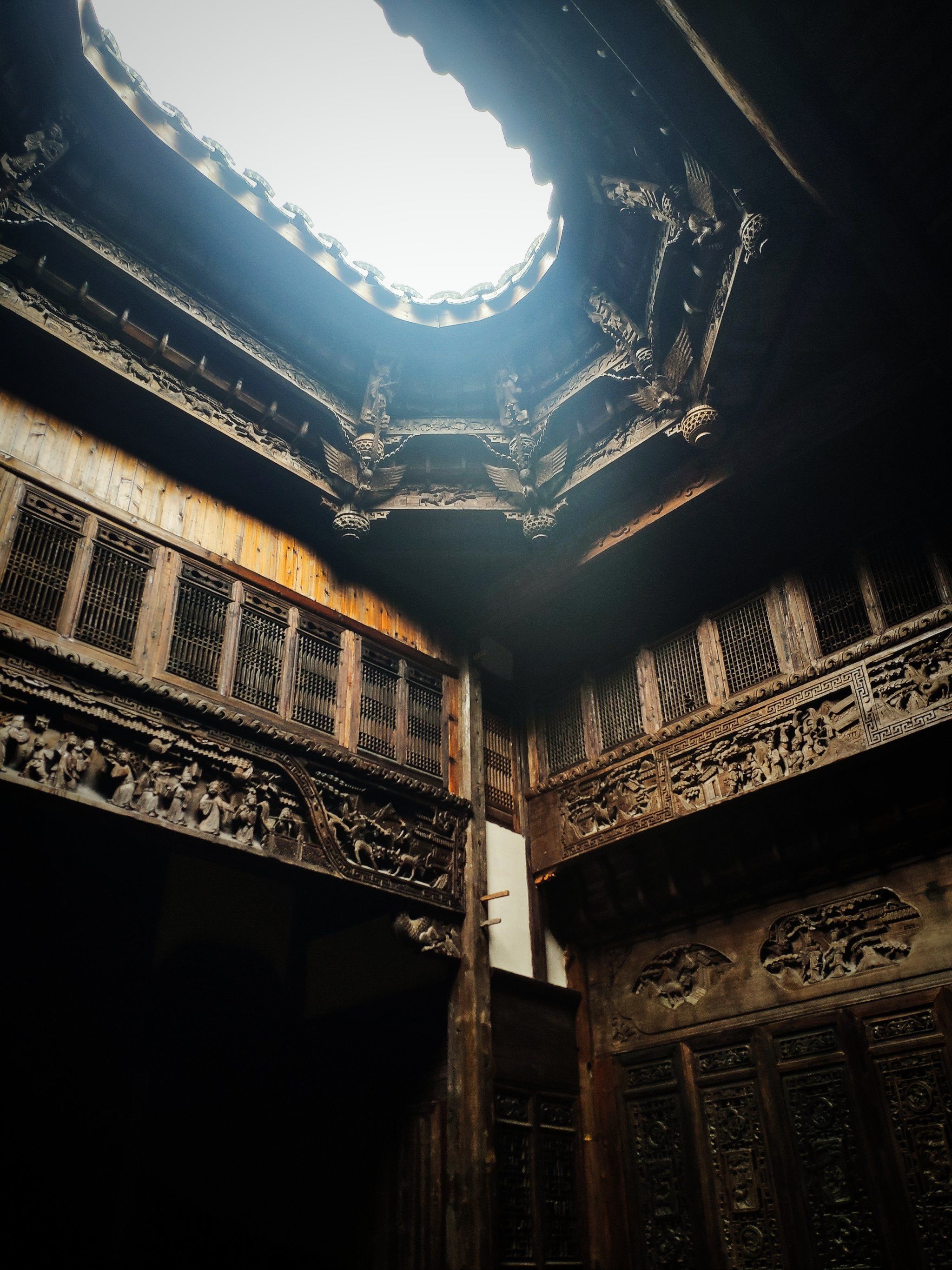 随手拍 康桥的一处徽派建筑,粉墙黛瓦雅致秀美!