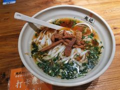 -湘人龙记老长沙米粉(鸟巢店)