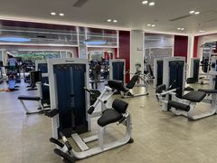-英派斯健身旗舰店(海信国际中心馆)