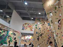 -ROCKPLUS攀岩馆(环宇城店)