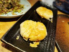 现烤鲜花饼-麦麦山云南菜(复地活力城店)