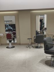 -Mentor Hair Salon