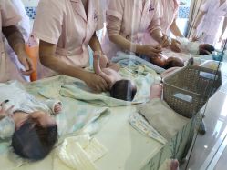 -大美母婴月子中心