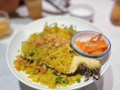 菠萝海鲜炒饭-美奈小馆·越南料理(中航城君尚购物中心店)