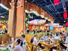 -老滇山寨•云南特色菜•地方菜•民族风情歌舞表演(金碧店)