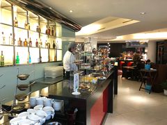 -亮马河饭店翠雅咖啡厅