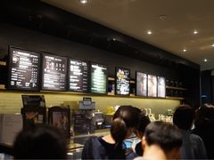 -星巴克臻选(莘庄仲盛店)