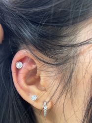 -AI艾耳·专业手工耳洞·穿孔美学馆