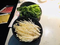 -哥老官重庆美蛙鱼头(宝山龙湖店)