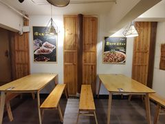 -兔行天下-鸿鹤鲜锅兔(中海国际店)