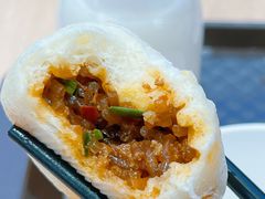 -李与白包子铺(桐梓林店)