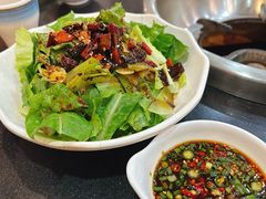 活捉凤尾-老来福·非遗酸汤兔(凯旋路店)