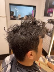 -潮沙龙剪发烫发染发