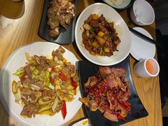 -隔壁老王·家常云南菜(花巷店)