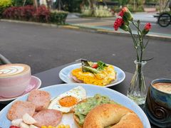 -ommo cafe(半岛城邦店)