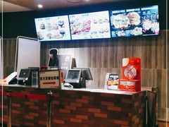 -肯德基(东安路站店)