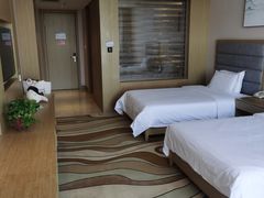 -兴芮温泉度假区