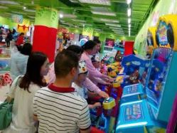 -莫莉幻想儿童乐园(武汉保利广场店)