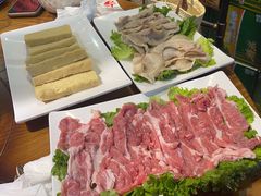 -老蜀铜火锅·酸菜脊骨·麻辣羊蝎子(热闹路店)