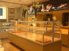 -好利来(高新枫叶广场店)