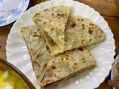 -溢心园香河肉饼总店