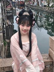 -一揽芳华汉服旗袍体验馆(拙政园店)