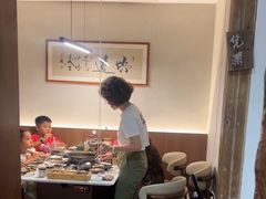 -汤宴·参须肚包鸡(南京路店)