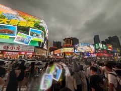 -黄兴南路步行商业街