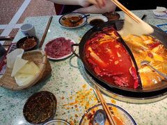 -鸿姐老火锅(疁城新天地店)