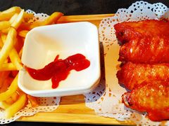 薯条蒜香鸡翅中-辣尚瘾·烤鱼·新川菜(交大直营店)